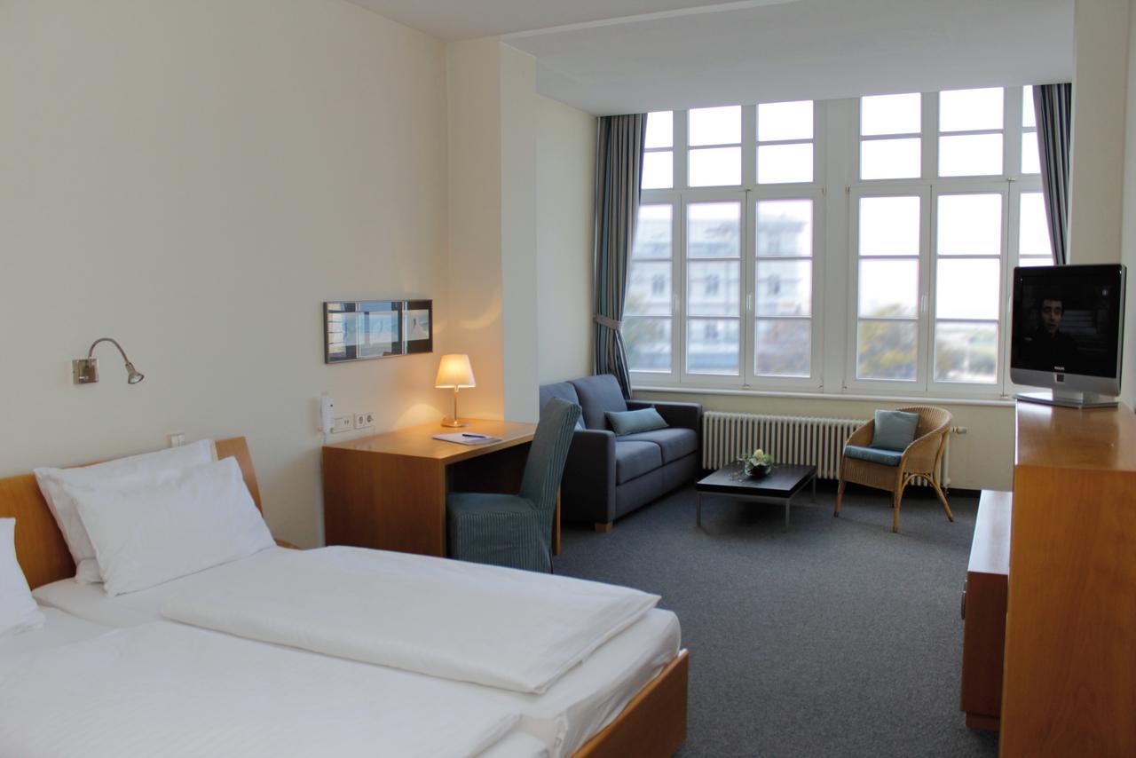 Apartmenthaus Am Leuchtturm Росток Екстер'єр фото